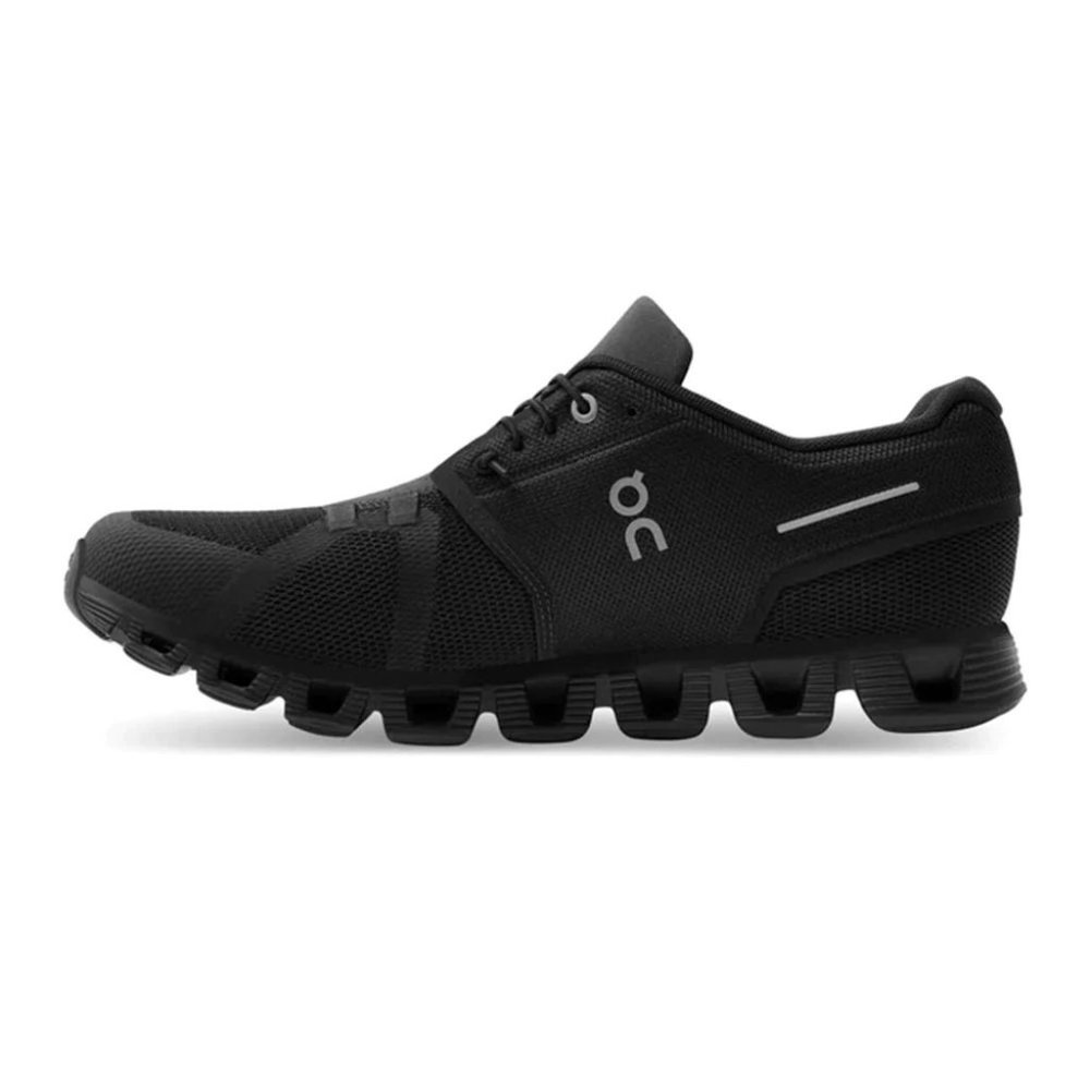 On Cloud 5 in Sneakers in All Black 9.5 New wth Box Mens Athletic Shoes - Picture 12 of 15